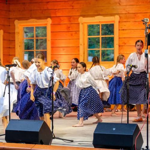 folklorny-subor-kelcovan-005_original
